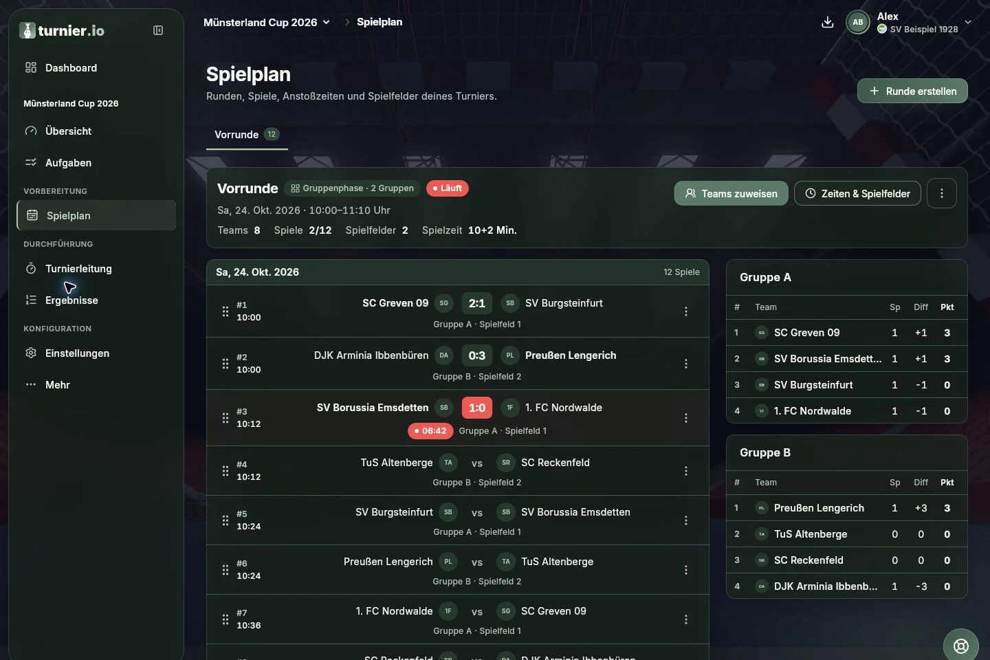 Spielplanung des Münsterland-Cups mit zwei Gruppen, zwei Spielfeldern und Live-Ergebnissen.